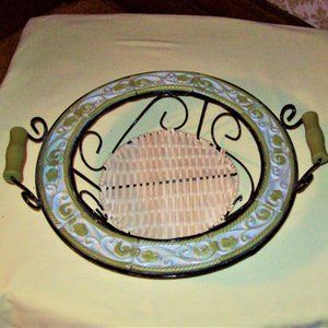 Unique ~~~ CENTRE PIECE / SERVER ~~~ BRAND NEW